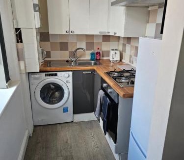 Wallsend Apartment | 2 Bedroom Flat in Wallsend