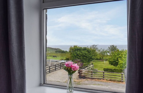 Hinderwell Cottage | 2 bedroom accommodation in Port Mulgrave, near Whitby