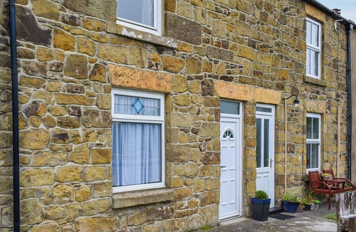 Hinderwell Cottage | 2 bedroom accommodation in Port Mulgrave, near Whitby