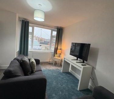 Hull House | 2 bedroom Haven sleeps 4 Hull HU6