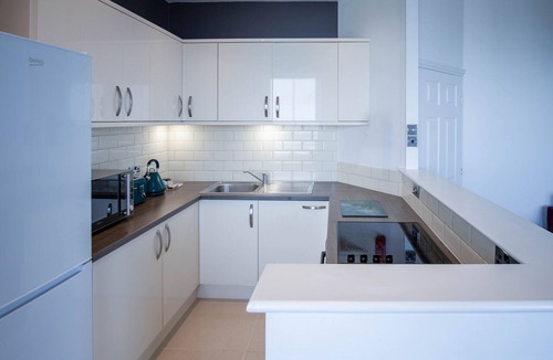 Scarborough Apartment | 2 Bedroom Luxury Sea View Apartment