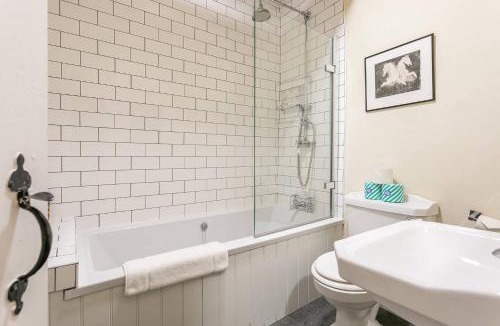 Skipton House | 2 Sulphur Wells at Broughton Sanctuary