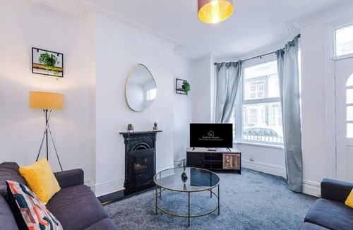 Sheffield House | 3 BDR House By Eason Stays Short Lets Sheffield