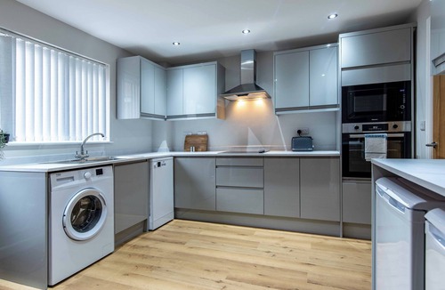 Newark upon Trent House | 3-Bed House – Ideal for Contractors and Families