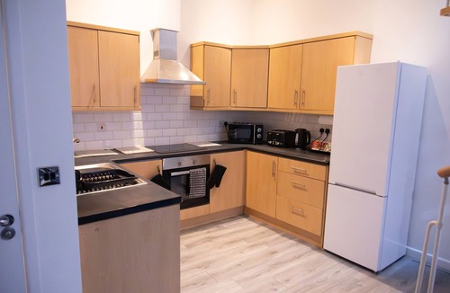 Kirkdale House | 3-Bed House · Private Parking · Long Stays · WiFi