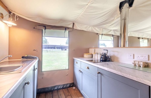 Beccles Cottage | 3 Bed in Barsham (oc-g32508)