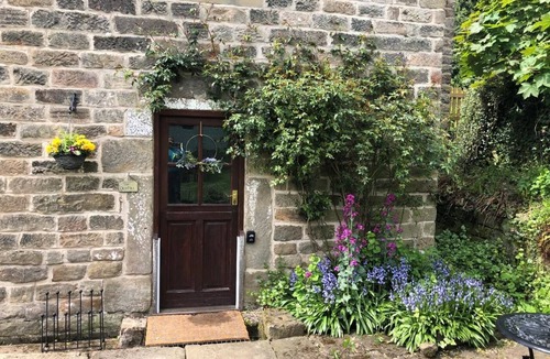 Crich Cottage | 3 Bed in Belper (oc-85797)