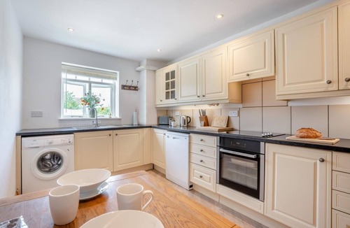 Scawton Cottage | 3 Bed in Cawton (oc-t32407)