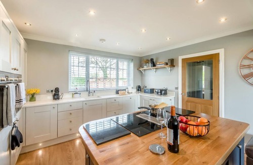 West Heslerton Cottage | 3 Bed in Ebberston (oc-s35053)