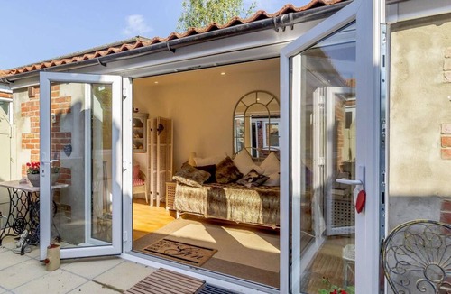 Fakenham Cottage | 3 Bed in Fakenham (oc-85522)