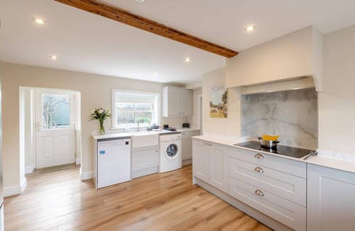 Haxby Cottage | 3 Bed in Haxby (oc-a36048)