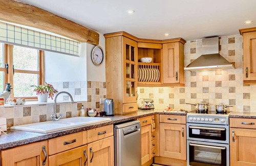 Chapeltown Cottage | 3 Bed in Leeds (oc-hh099)