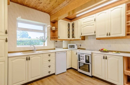 Sedgefield Cottage | 3 Bed in Stockton-on-tees (oc-82600)