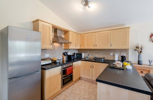 Sutton on Derwent Ski Chalet | 3 Bed in Sutton On Derwent (oc-k31897)