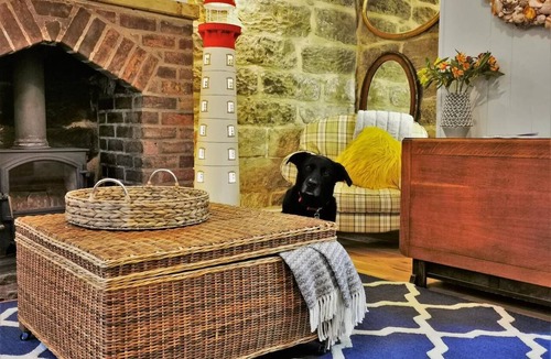 Robin Hood's Bay Cottage | 3 Bed in Whitby (oc-89568)
