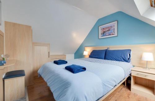 West Cliff House | 3 Bed in Whitby oc-w724