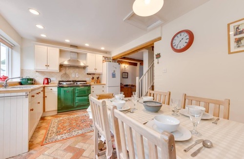 Martlesham Heath Cottage | 3 Bed in Woodbridge (oc-acot)