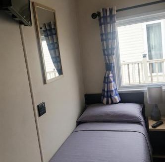 Skegness House | 3 Bed - Sleeps 8 - Family & Pet Friendly