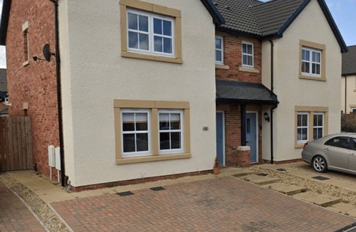 Darlington House | 3 bedroom home in Peaceful Village