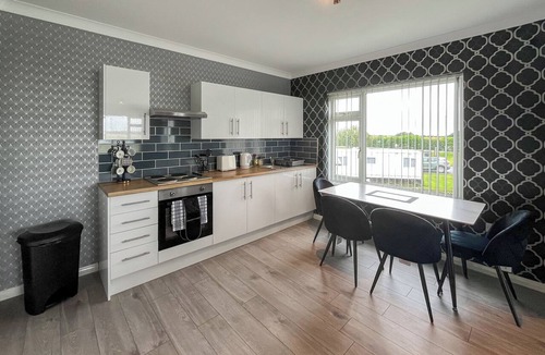Anderby Creek Apartment | 3 bedroom accommodation in Anderby Creek