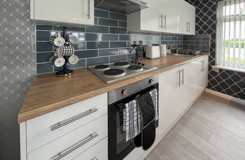 Anderby Creek Apartment | 3 bedroom accommodation in Anderby Creek