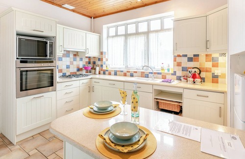 Sandilands Cottage | 3 bedroom accommodation in Sandilands