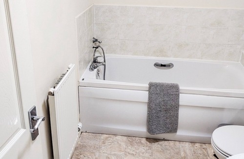 Grantham Cottage | 3 bedroom accommodation in Grantham