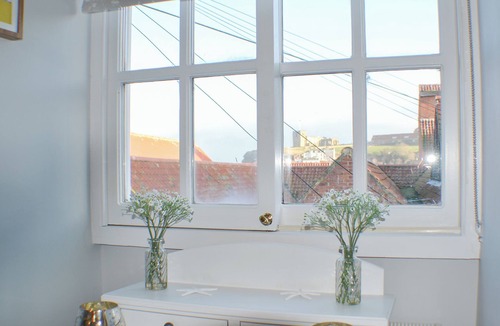 West Cliff Cottage | 3 bedroom accommodation in Whitby