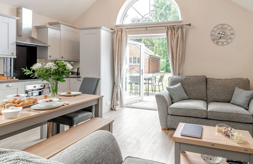 Wilberfoss Cottage | 3 bedroom accommodation in Wilberfoss, nr York