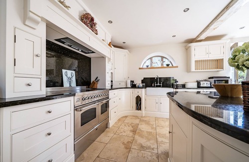 Titchwell Cottage | 3 Marshland Barns - sleeps 8 guests in 4 bedrooms