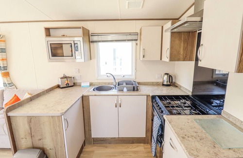 Dogdyke Cottage | 39 LARCH VIEW WITH HOT TUB, family friendly in Tattershall