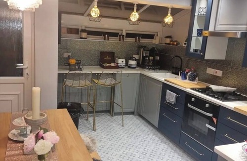 Windsor Cottage | 3Bed Cosy home in the heart of Windsor/Contractors
