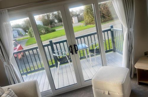 East Drayton Ski Chalet | 3guests-2bedroom-WiFi-Tv