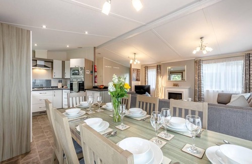 High Bentham Ski Chalet | 4 Bed in Bentham (oc-w37870)