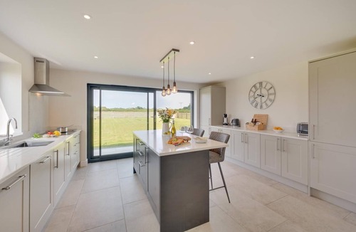 Northallerton Cottage | 4 Bed in Crosby (oc-b31135)