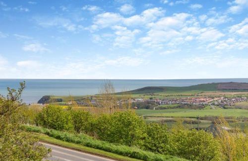 Easington House | 4 Bed in Easington oc-b29242