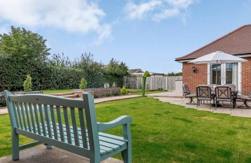 Chapel Saint Leonards House | 4 Bed in Skegness (oc-79324)