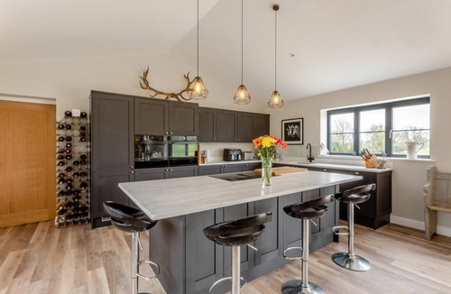 Irnham Cottage | 4 Bed in Irnham (oc-k38998)