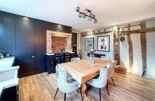 Lavenham Cottage | 4 Bed in Lavenham (oc-o34469)