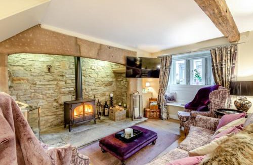 Middleham House | 4 Bed in Leyburn oc-83260
