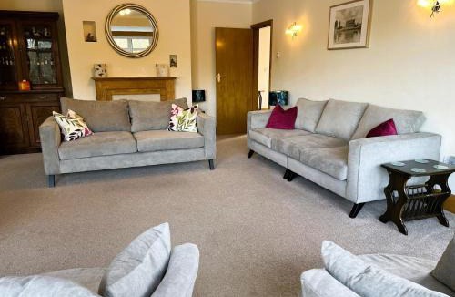 Frognall House | 4 Bed in Peterborough oc-93450