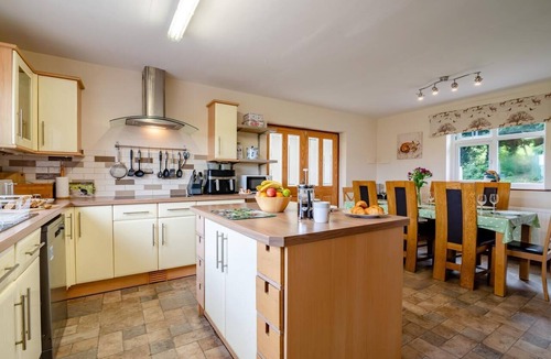 Scalby Cottage | 4 Bed in Suffield (oc-sa013)