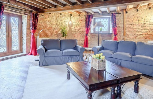 Tilney Fen End Cottage | 4 bedroom accommodation in Shouldham Thorpe, near Kings Lynn