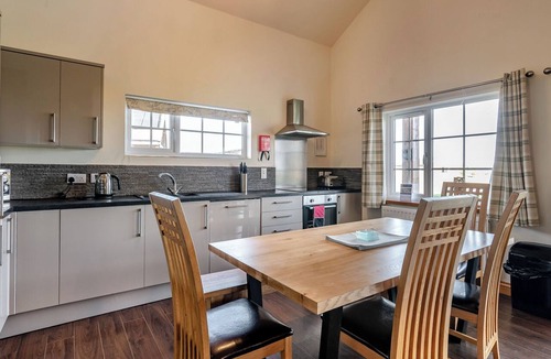 Hornsea Ski Chalet | 4 bedroom accommodation in Hornsea