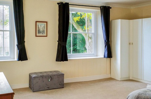 Alford Cottage | 4 bedroom accommodation in Driby Top, near Alford
