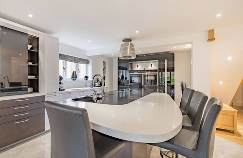 Ticknall Cottage | 4 bedroom accommodation in Ticknall, near Derby