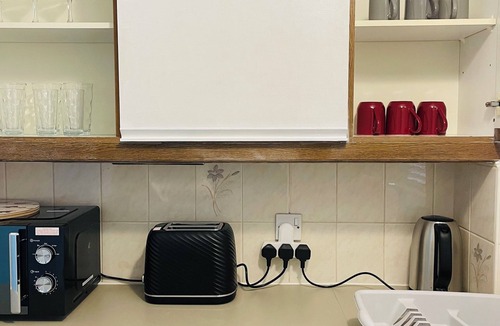 Lincoln House | 4 Roman House, Lincoln Central + Parking, walking distance to local attractions