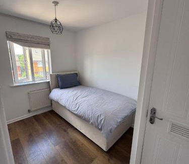 Rushden Apartment | 4 The Laurels