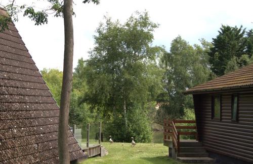 Dogdyke Resort | 41 the meadows luxury hot tub holidays tattershall lakes