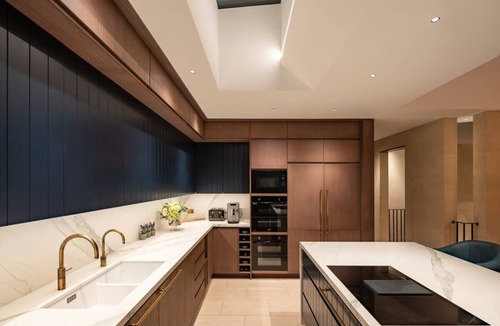 Munster Cottage | 5 Bed House w/Indoor Pool, Sauna & Private Garden - Fulham